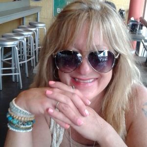 Meet your Posher, Beth